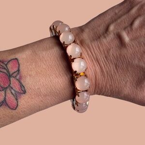 🌼VTG Pink Stone Brass Stretch Bracelet